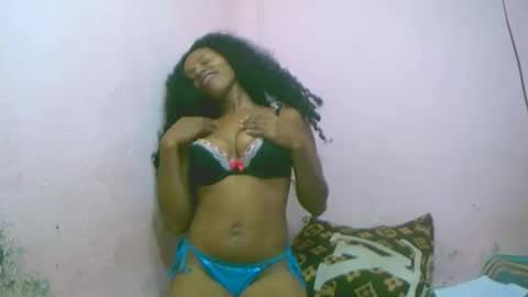 linah1123 online show from December 2025 09:12:02 PM