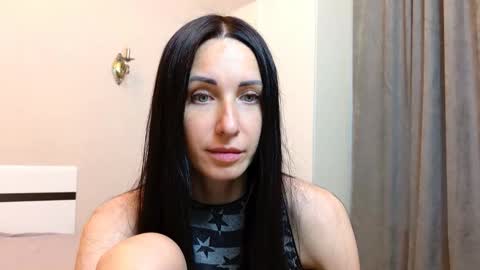 Snapshot of linalivee chatting on June 2026 04:44:01 PM LinaLivee online show from June 2026 04:44:01 PM