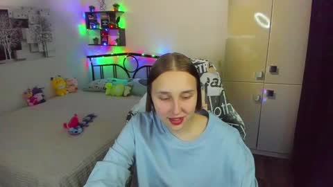 Lina online show from April 2026 09:39:01 PM