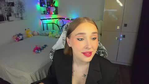 Snapshot of linatruly chatting on May 2026 09:21:02 PM Lina online show from May 2026 09:21:02 PM