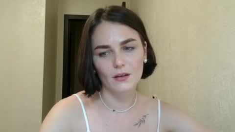 Linda online show from June 2026 08:08:01 PM