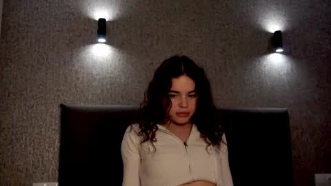 Linda online show from November 2025 01:54:02 PM