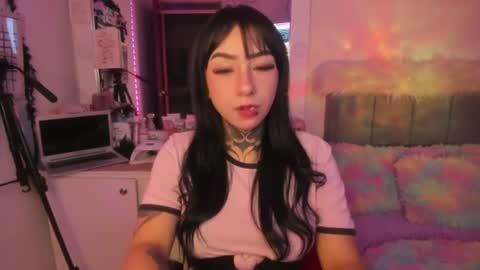 Snapshot of linda_milleer_ chatting on June 2026 10:32:01 PM Lindaa maria online show from June 2026 10:32:01 PM