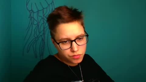 Linda online show from March 2025 01:04:01 AM