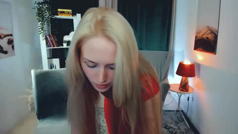 Linda online show from September 2025 09:09:02 PM