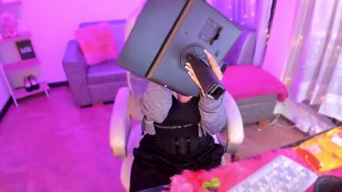 linda miller online show from January 2025 04:59:01 AM