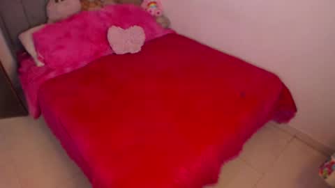 linda miller online show from November 2025 05:07:02 AM