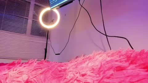 Snapshot of lindaa_miller chatting on May 2026 11:43:02 PM linda miller online show from May 2026 11:43:02 PM