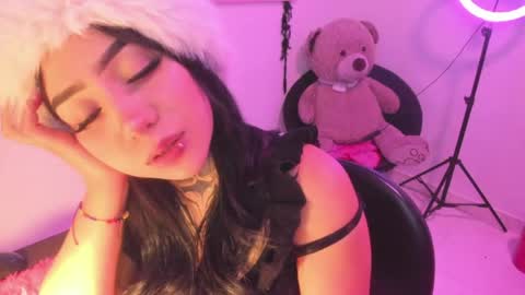 Snapshot of lindaa_miller chatting on May 2026 07:15:02 AM linda miller online show from May 2026 07:15:02 AM