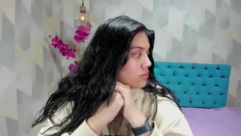    online show from October 2025 05:02:02 PM