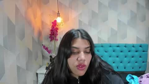 Snapshot of lindabreexlove chatting on February 2026 10:22:01 PM online show from February 2026 10:22:01 PM