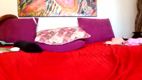 Snapshot of lindalovesexy chatting on June 2026 06:18:01 AM Linda online show from June 2026 06:18:01 AM
