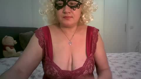 LindaXSmile online show from March 2025 07:34:01 PM