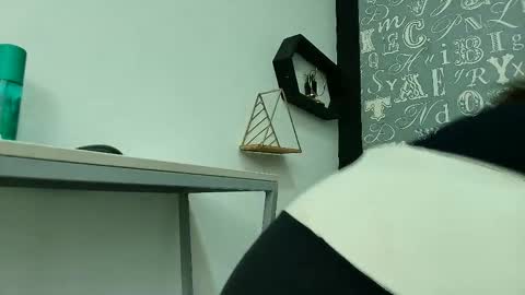  Lindsey  online show from September 2025 11:56:02 AM