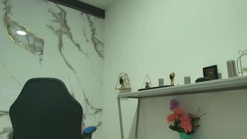  Lindsey  online show from February 2026 11:04:01 AM