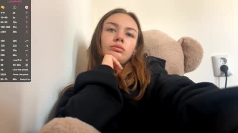 Kate online show from September 2025 10:04:02 AM