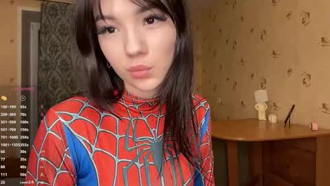 Lira online show from April 2026 06:38:01 PM