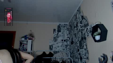 Lina online show from December 2024 08:33:01 PM