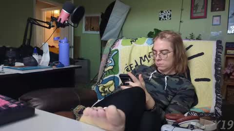 Snapshot of linzy19 chatting on March 2025 03:37:02 PM Linzy19 online show from March 2025 03:37:02 PM