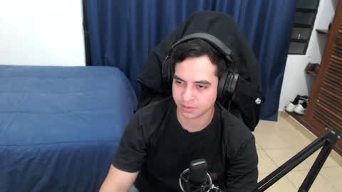 Snapshot of lionblake chatting on April 2026 07:25:02 AM lionblake online show from April 2026 07:25:02 AM