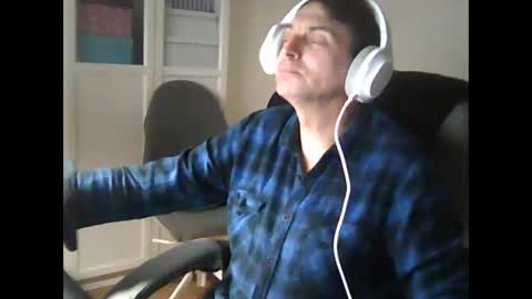 liongr69 online show from March 2025 10:13:02 PM