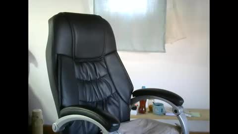 Snapshot of liora_selene chatting on May 2026 03:59:02 AM liora online show from May 2026 03:59:02 AM