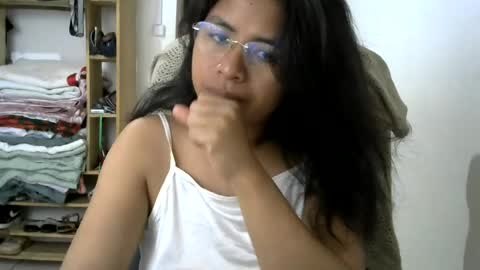 Snapshot of liora_selene chatting on June 2026 09:00:01 AM liora online show from June 2026 09:00:01 AM