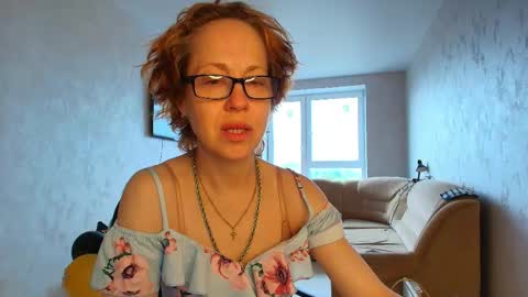 Snapshot of lioraweiss chatting on May 2026 05:14:02 AM Liora Weiss online show from May 2026 05:14:02 AM