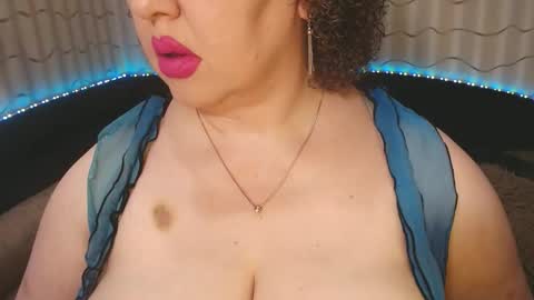 Snapshot of lipsaddiction chatting on May 2026 01:49:02 PM LIpsAddiction online show from May 2026 01:49:02 PM