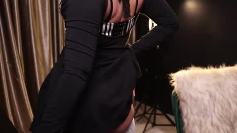 Lire online show from January 2025 04:50:02 AM