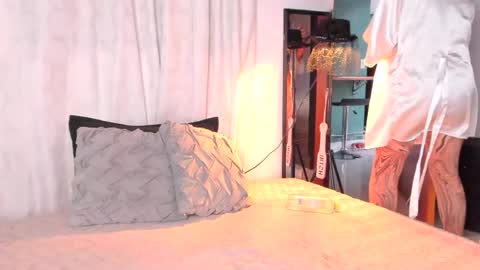 liry online show from April 2026 08:39:01 PM