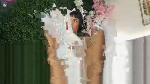 lis_vega_ online show from June 2026 07:49:01 PM