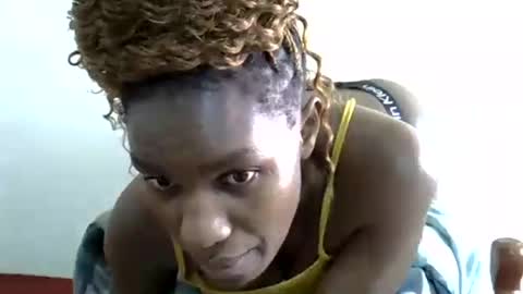 Snapshot of lisa_grifins chatting on June 2026 07:43:02 AM lisa online show from June 2026 07:43:02 AM