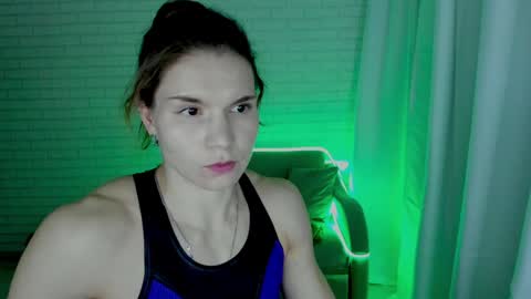 Snapshot of lisa_ree_ chatting on February 2025 04:48:02 AM lisa online show from February 2025 04:48:02 AM