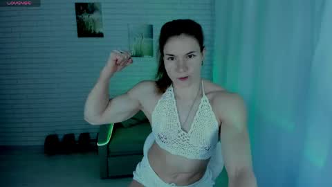 Snapshot of lisa_ree_ chatting on May 2026 02:19:02 AM lisa online show from May 2026 02:19:02 AM