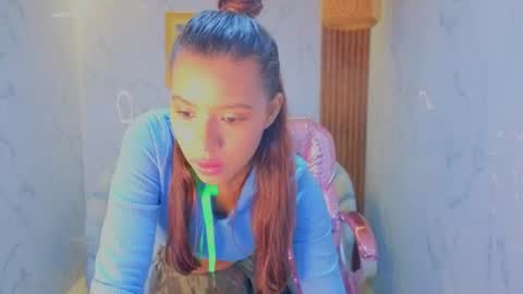 Snapshot of lisa_s1 chatting on July 2026 08:04:01 PM Liz online show from July 2026 08:04:01 PM