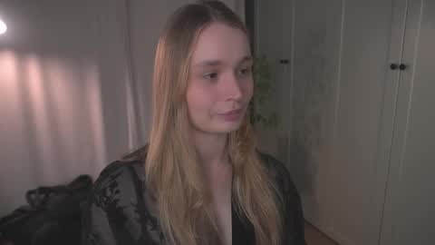 Snapshot of lisa_schiele chatting on February 2026 08:12:02 PM Elisabeth or Lisa online show from February 2026 08:12:02 PM