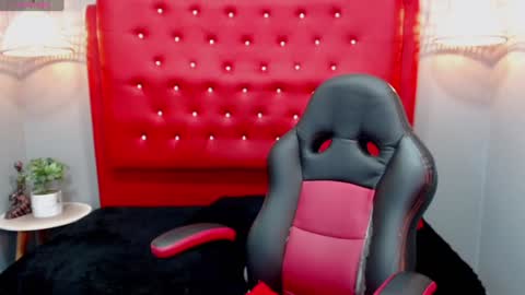 Lisa online show from December 2024 03:33:02 AM