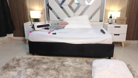 lisa_sweetas online show from February 2026 01:35:02 AM