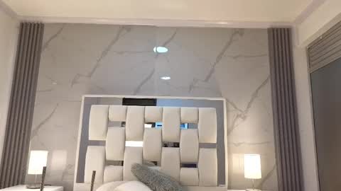 lisa_sweetas online show from April 2026 07:50:02 PM