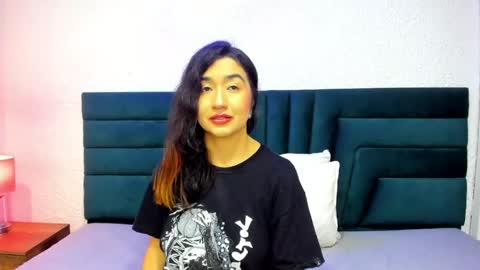 Snapshot of lisa_white_ chatting on May 2026 08:27:02 PM lisa white online show from May 2026 08:27:02 PM