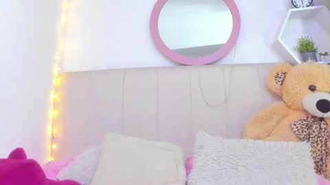 Lisa online show from November 2025 12:21:01 AM