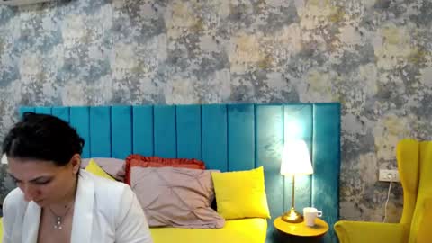 lisacroft online show from October 2025 10:12:02 AM