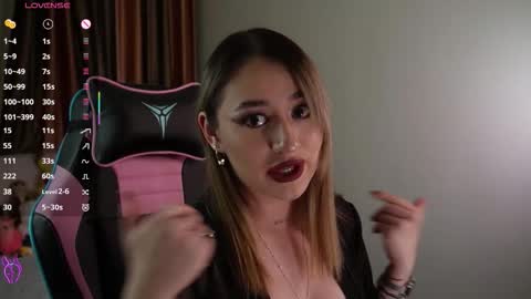 Snapshot of lisamayson chatting on October 2025 03:25:02 PM LISA online show from October 2025 03:25:02 PM