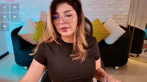 LISA MONROE online show from September 2025 08:01:02 PM