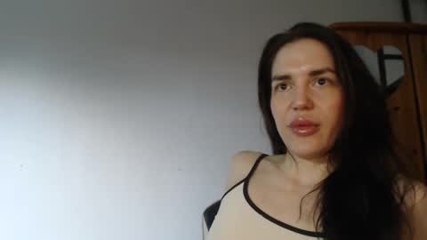 Snapshot of lisaskybaby chatting on May 2026 05:43:01 PM Lisaskybaby online show from May 2026 05:43:01 PM