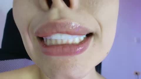 Lisbet online show from December 2025 11:13:02 PM