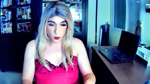 lisbeth_69 online show from May 2026 01:59:01 PM