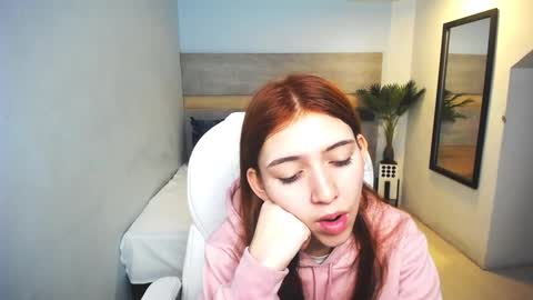 Liseth Fox online show from December 2024 12:30:02 PM