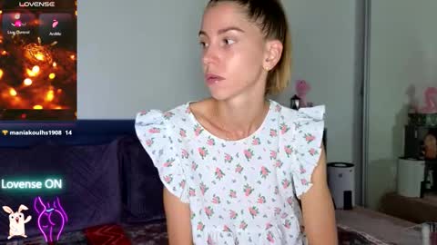 Lisi4ka online show from October 2025 04:15:02 PM